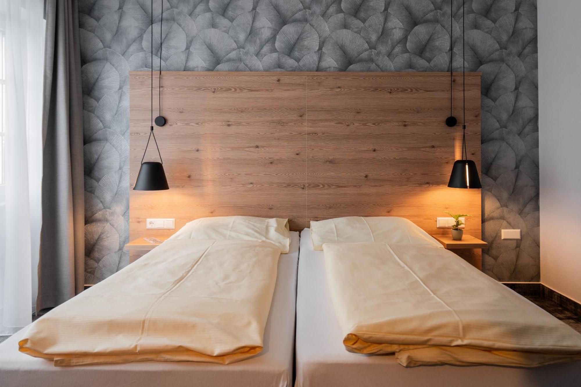 Hotel Adler - Paulas Alb 埃英根 客房 照片